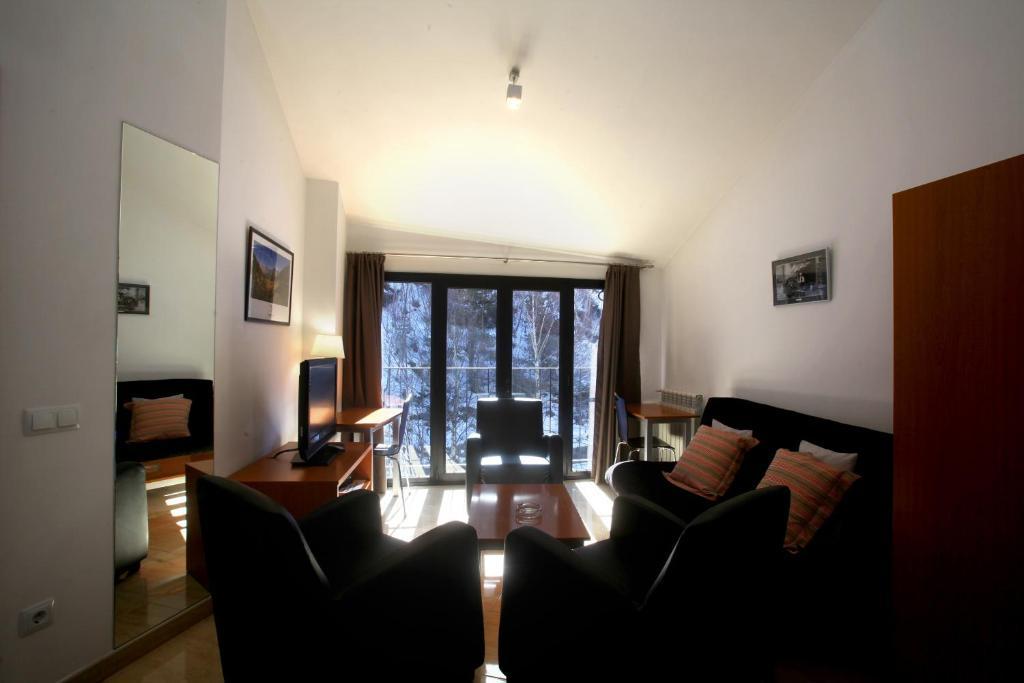 Apartaments Turistics Prat De Les Mines Ordino Extérieur photo