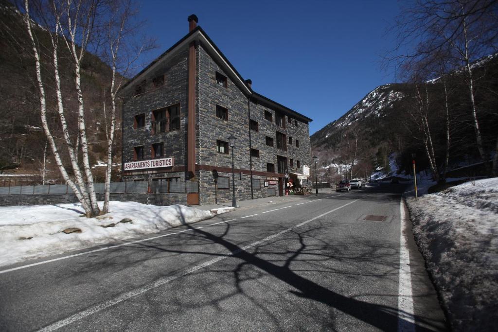 Apartaments Turistics Prat De Les Mines Ordino Extérieur photo